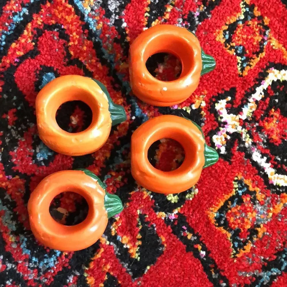 Vintage World Bazaars Rustic Pumpkin Ceramic Napkin Rings